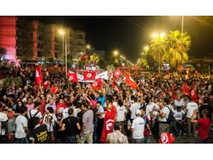 Tunus'ta gösteriler yeniden başladı