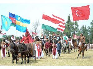 Hun İmparatoru Attila'yı andılar