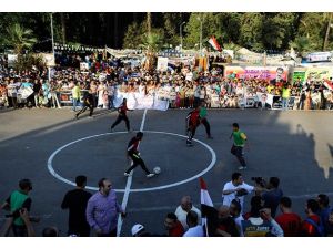 Nahda Meydanı'nda kupa mücadelesi