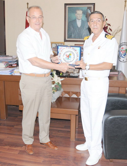 Aksaz Deniz Üs Komutanından Başkan Ünlü'ye Veda Ziyareti