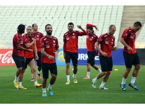 Milliler Gana maçı hazırlıklarını tamamladı