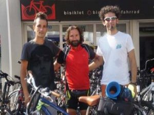 Yunanistan'dan Marmaris'e Bisikletle Geldiler