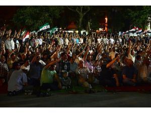 İstanbul'da katliam protestosu