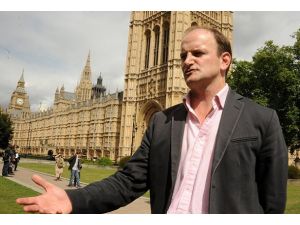 Mısır halkına "sizin tarafınızdayız" demeliydik