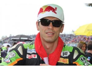 Enkazdan çıkıp dünyayı solladı