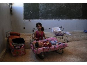 Sınıflar ev koridorlar oyun alanı oldu