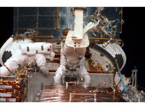 Açık uzayda 7 saat yürüdüler