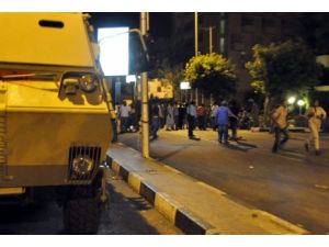 Sokağa çıkma yasağı gösterileri engellemedi