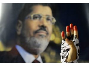 Direnen Müslüman terörist ilan ediliyor