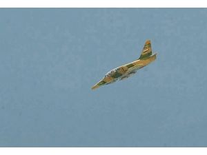 Suriye'den sınırdaki ilçeye hava saldırısı