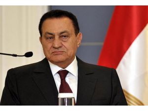 Mübarek'e "yolsuzluktan" beraat