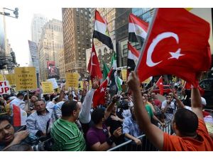 Mısır’daki katliam New York'ta protesto edildi