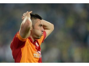 Lazio, Burak Yılmaz'dan vazgeçmiyor