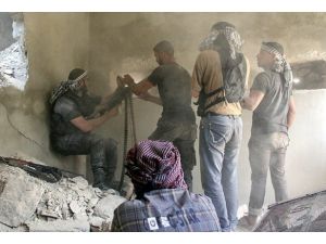 Halep'te şiddetli çatışmalar yaşanıyor