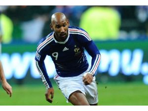 Anelka futbolu bırakıyor
