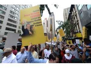 Mısır ve Suriye'deki katliamlara tepki gösterileri