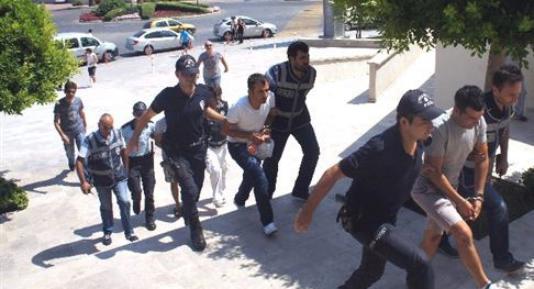 Cinayet Zanlısı Kardeşler Adliyeye Sevk Edildi