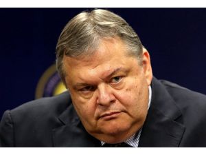 Venizelos Mısır’ı ziyaret edecek