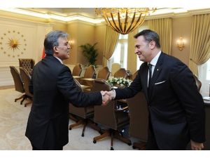 Cumhurbaşkanı Gül Beşiktaş heyetini kabul etti