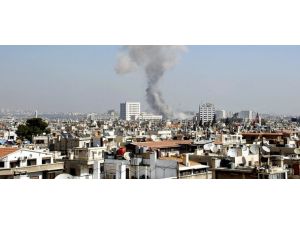 Esed güçlerinden muhaliflere topçu ateşi