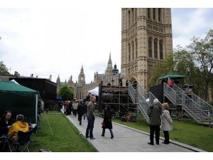 İngiliz Parlamentosu Suriye'ye müdahaleyi tartışacak