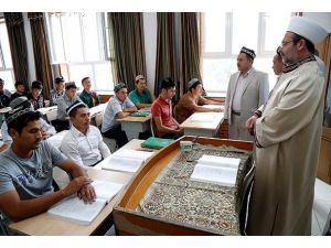 Diyanet İşleri Başkanı Görmez Urumçi'de