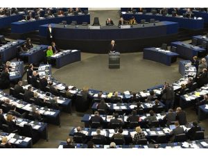 AB ve Arap Birliği'nden Rusya'nın önerisine destek