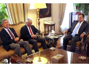 CHP heyeti Mısır Dışişleri Bakanı Fehmi ile görüştü
