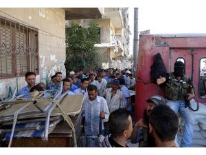 Hayatları keskin nişancının parmak ucunda