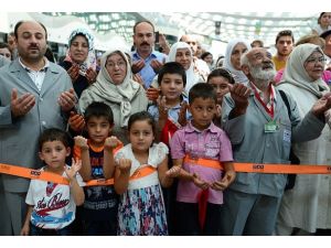 İlk hac kafilesi dualarla uğurlandı