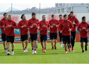 Trabzonspor moral arıyor