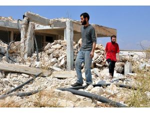 Esed'den kaçan askerleri ÖSO koruyor