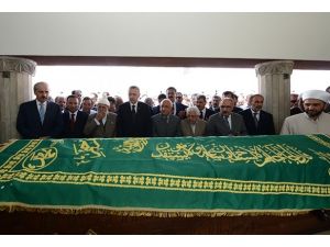 Erdoğan emekli vaiz Çöllüoğlu'nun cenazesine katıldı