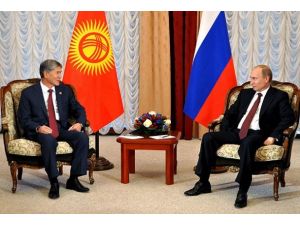 Putin, Ruhani ve Karzai ile görüştü