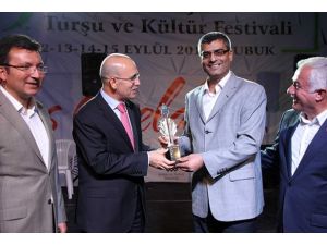 "Yılın enleri" ödülü AA'ya