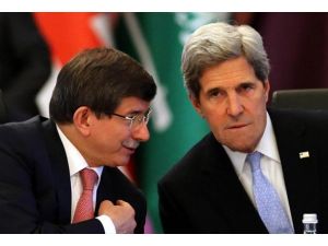 Kerry, Davutoğlu'nu Paris'e davet etti