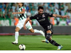 Beşiktaş ilk yarıda 2-0 üstün