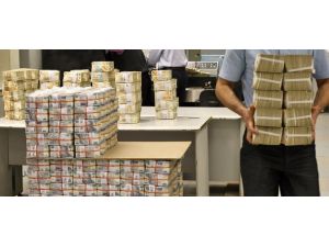 Bütçe 8 ayda 231 milyon lira fazla verdi