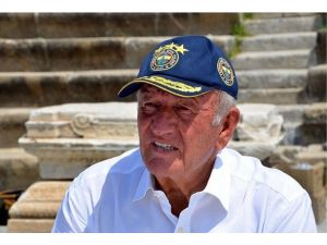 Fenerbahçeliler Aydınlar'a müteşekkir