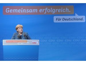 Merkel'den kimyasal madde savunması