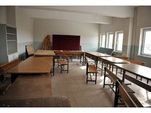 Dershanelerde en az 15 derslik bulunacak