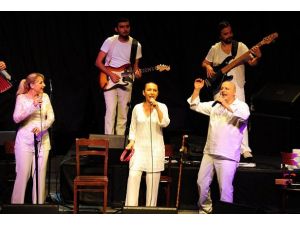 2013 Barış Ödülü sahibini buldu