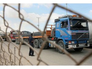 İsrail'den Gazze'ye malzeme geçişi izini