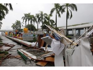 Çin'in güneyini Usagi tayfunu vurdu