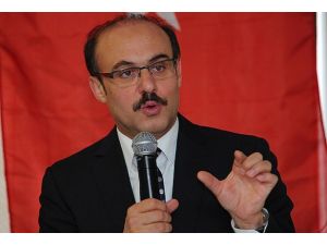 Dinleme aygıtı üçlü prizin içinden çıktı