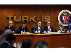 Türk-İş Başkanlar Kurulu toplandı