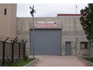 Öcalan'ın yeniden yargılanma talebi reddedildi