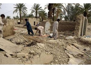 Pakistan'daki depremde 217 ölü