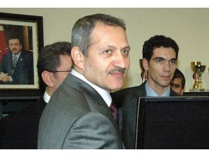 Adapazarı Belediye Başkanı Dişli serbest