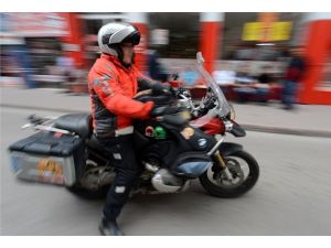 "Otuz dakikada pizza servisi"ne polis ayarı